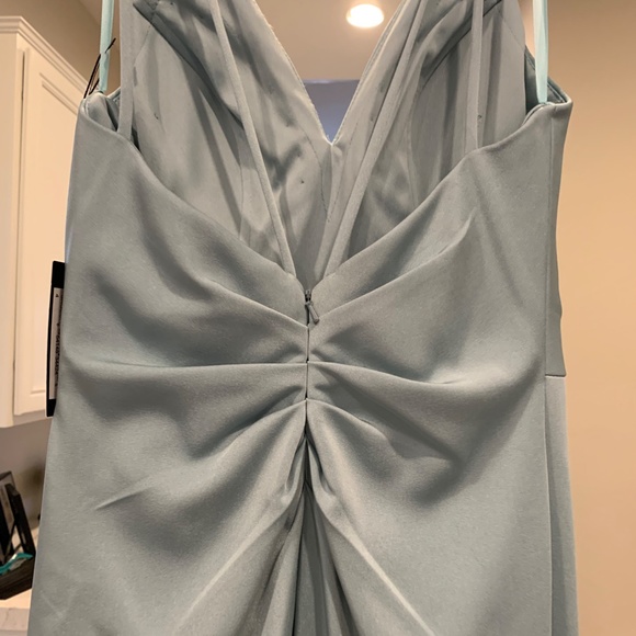 Faviana Evening Dress Size 4 - Picture 3 of 6